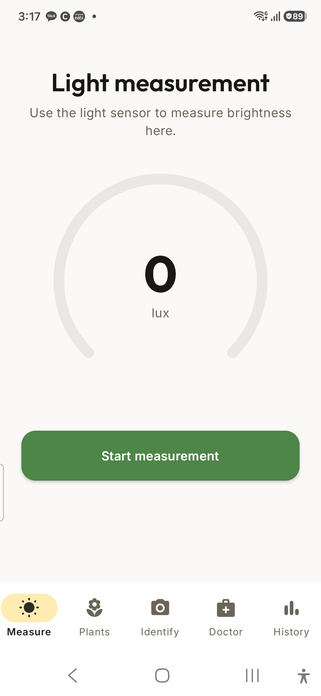 LumaLeaf light measurement screen showing lux guidance